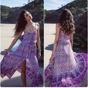 Arnhem Flores Maxi Dress